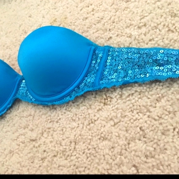 VS Pink multi-way pushup sequined bra! - Picture 2 of 4